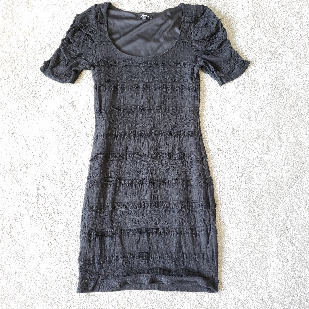 Teen black dress small